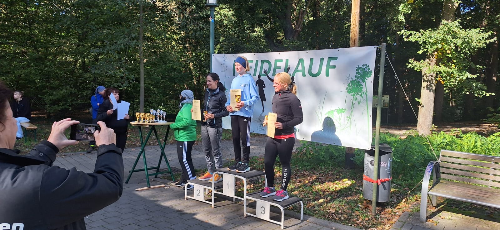 Doppelsieg über 5 km beim Heidelauf.